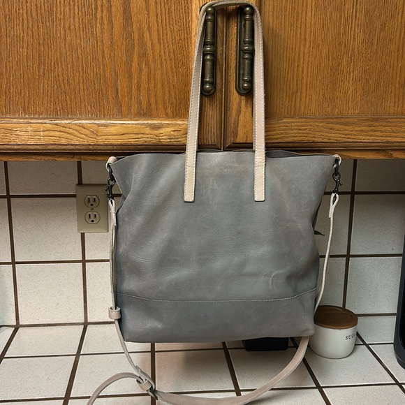 Women’s Able Gray/ Beige Straps Leather Handcrafted Tote/Crossbody/shoulder‎ Bag - Picture 2 of 13